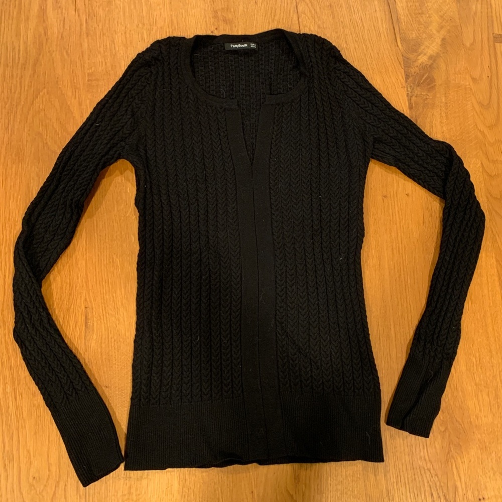 PattyBoutik Black sweater  size medium